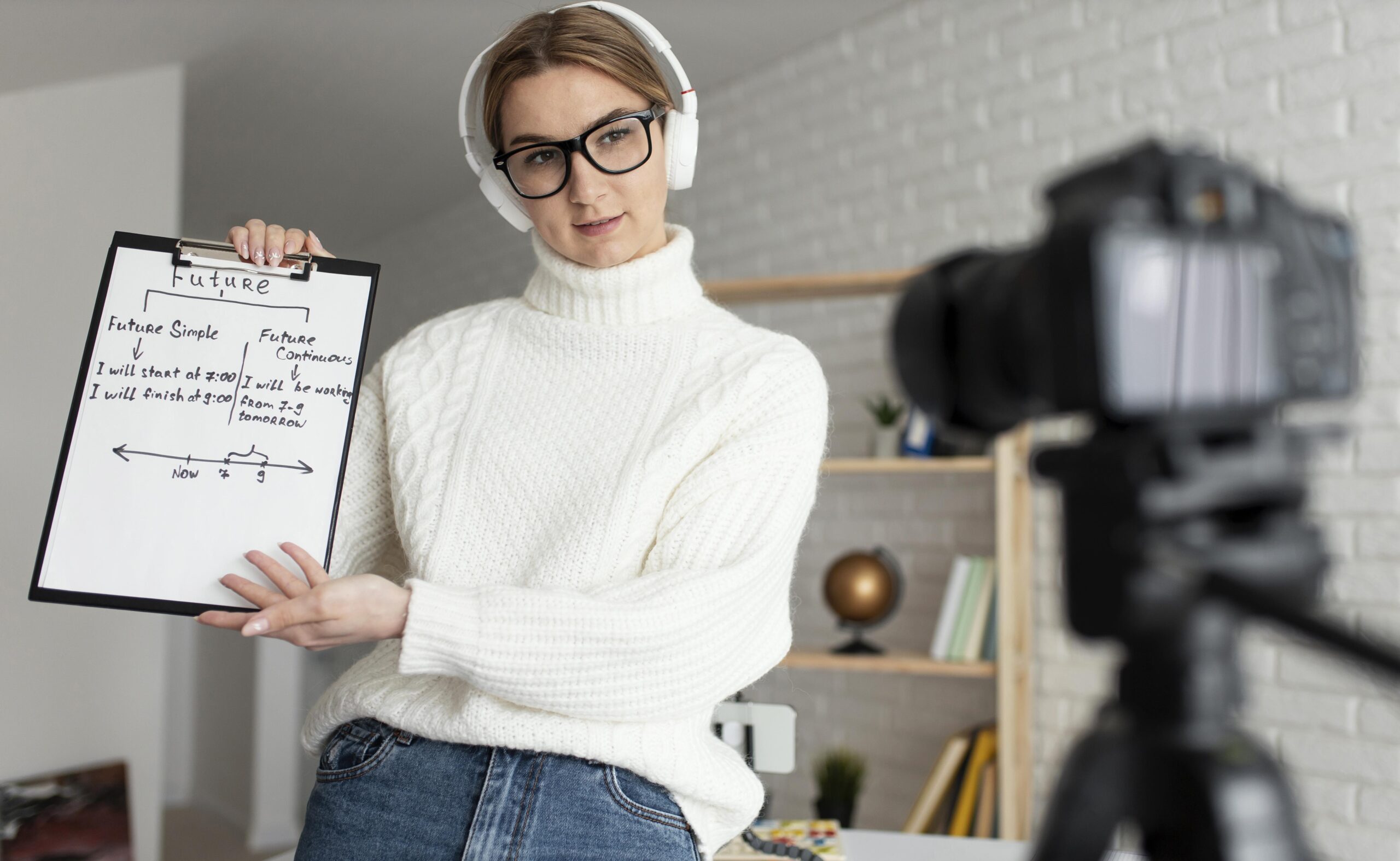 How to Create a UGC Portfolio That Attracts Brands (Even if You’re Just Starting Out)